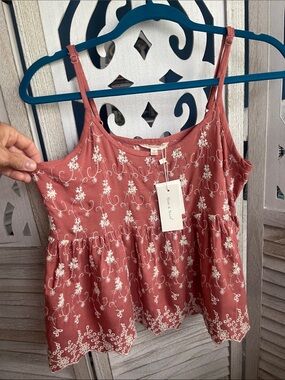 Sim & Sam Women’s Dusty Rose Embroidered Camisole Tank Top